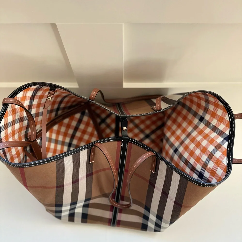 Burberry Beach XL Tote Bag - Birch Brown - Picture 4 of 6